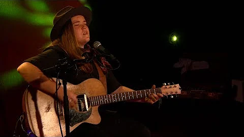 Minnie Marks - Voodoo and Honey
