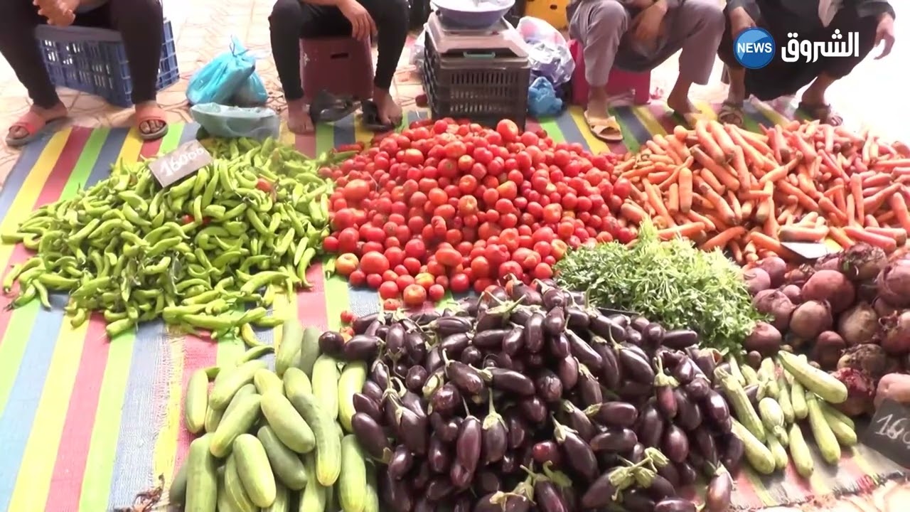 عين صالح إقبال على أسواق الخضر والفواكه رغم التهاب الأسعار