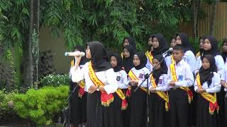 BERKIBARLAH BENDERA NEGERIKU cipt. GOMBLOH.. by Paduan Suara Perguruan Panca Budi