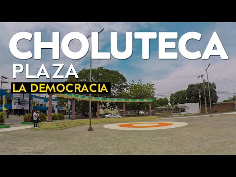 Choluteca │ ASI LUCE LA PLAZA LA DEMOCRACIA