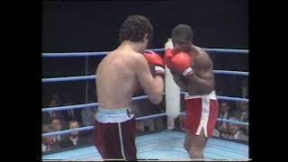 Lloyd Christie vs Mo Hussein