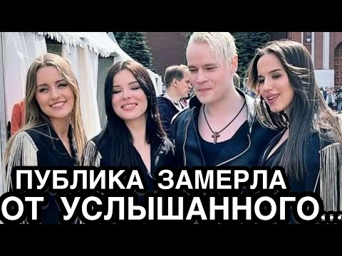 Такого Мир Еще Не Видел! Певец Шаман С Тремя Красотками Спел На Красной Площади