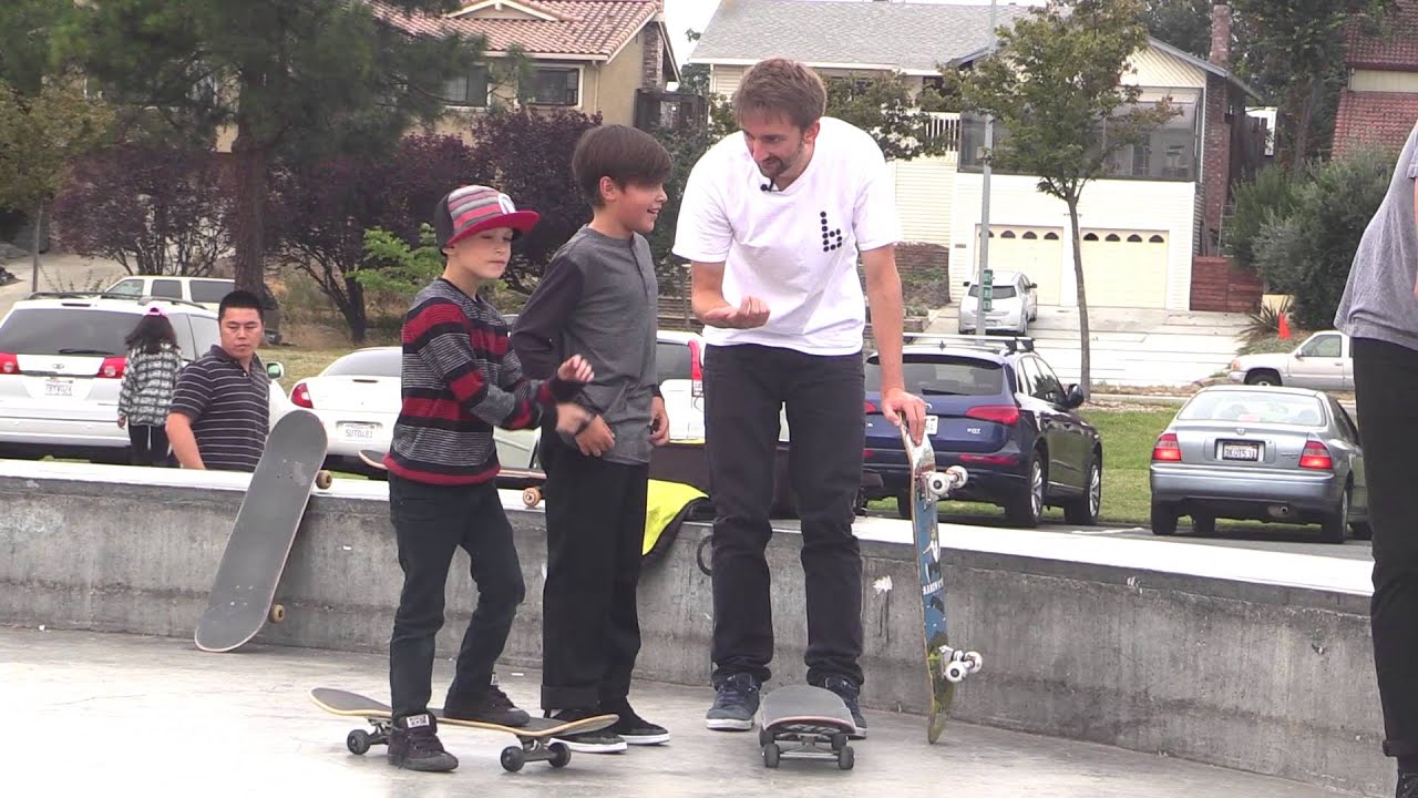 LIVE SKATE SUPPORT BACKSLIDE FLIP UP A HIP YouTube