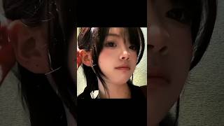 End Tak Dakhen Cute Carrot Eating Girl