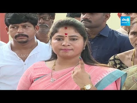 Pamula Pushpa Sreevani Casts Her Vote | AP Elections 2024 @SakshiTV - SAKSHITV