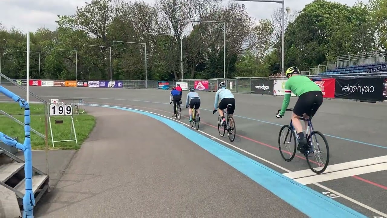 Sunday Track Taster at the Herne Hill Velodrome