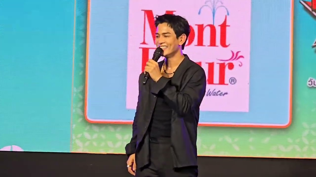 กัน นภัทร มินิคอนเสิร์ต งานตลาดนัดวันสร้างสุข @Central Westville 19-10-25