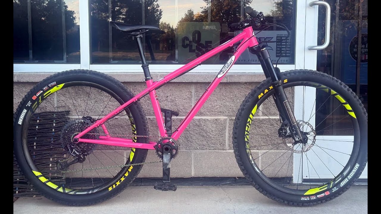 NoWukkas hardtail – Mistress Cycles