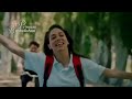 كم سأكون جميلة بذلك المعطف الابيض وكأنني راية بيضاء وسط بلاد انهكتها الحرب