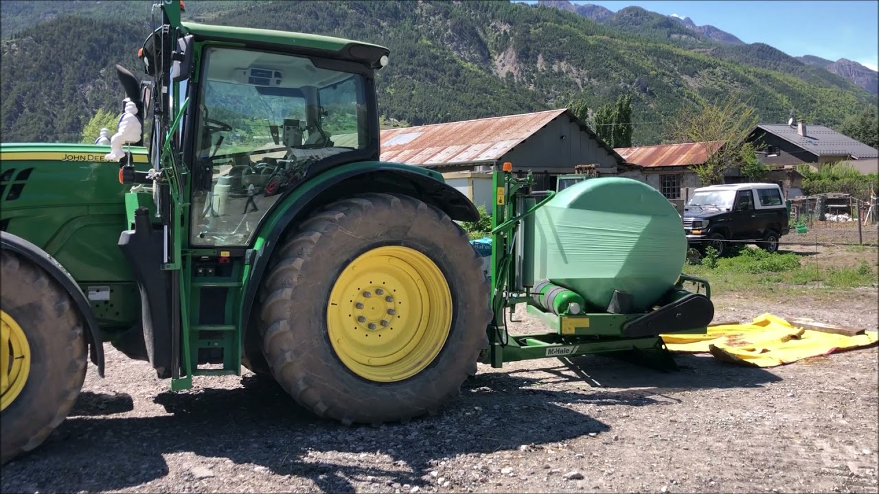 Mise en service : Enrubanneuse de balles rondes McHale 991LBER