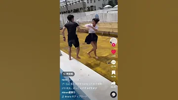 落ちそうになった生徒を助けるイケメン先生 