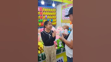 Thử tài phóng phi tiêu tại hội chợ/kykydaily #shortvideo