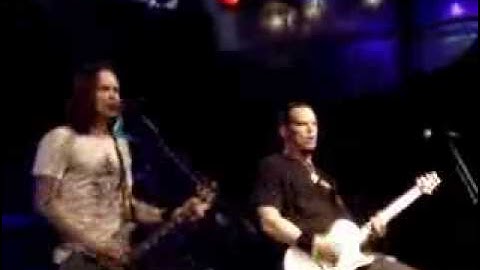 Alter Bridge - Live in Concert 2008 (One Day Remains).flv