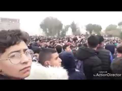 الشعب الجزائري العظيم في مسيرة سلمية تحت ايقاع انشودة هامات المجد