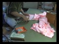 I am explaining how I sew a kimono. 和裁、長襦袢の袖丈直し１