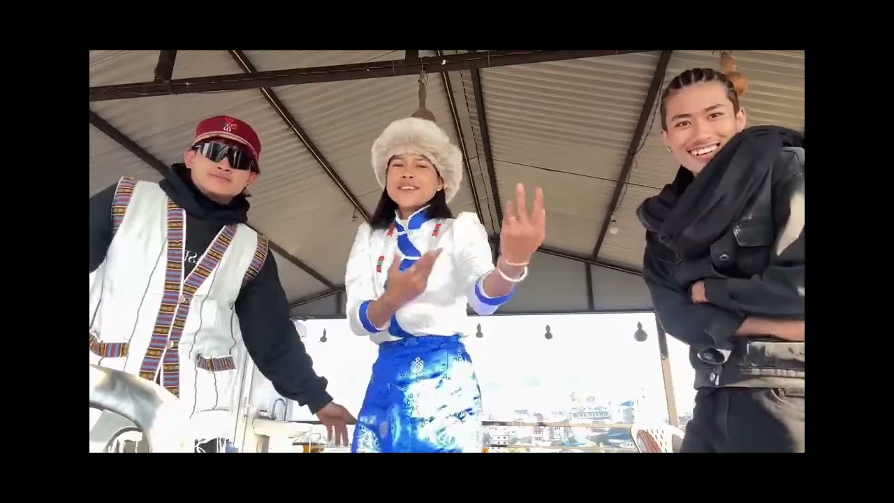 Bebo vlog - bebo ko comedy ramailo sangai dance ko ramailo hudai xa haii - bebo shorts - bebo 