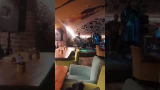 Süper Bi Ortam Çatı Kafe