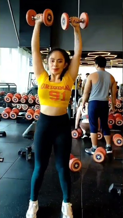 OLAHRAGA DULU GUYSS🤤🍑 KIMAYA AGATHA 🤤🍑🤤
