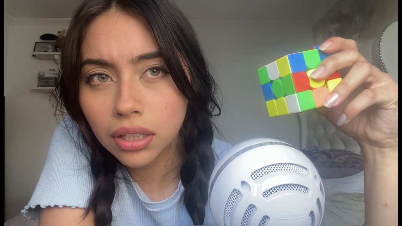 ASMR Distrae tu MENTE con el CUBO RUBIK - cyberprincess ASMR