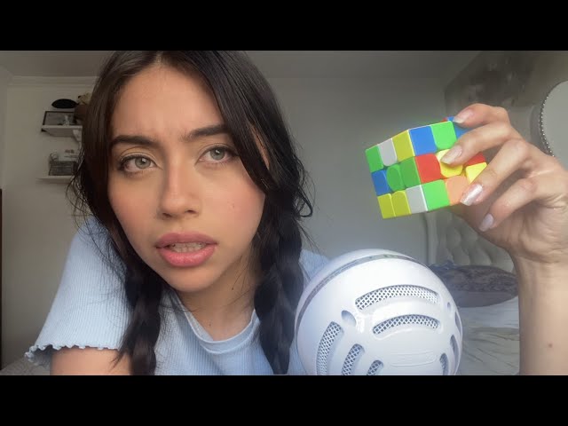 SPANISH ASMR teaching you to solve the rubiks cube! - cyberprincess ASMR