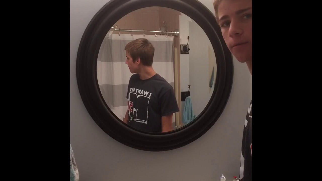 IDIOT FAILS AT HAIRCUT TUTORIAL