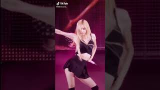 Rose Kill This Love Focus And Zoom