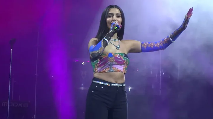 |  live Anastasia - Amarties