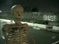الهيكل العظمي الناطق أفضل فيديو رعب في مقلب الكامرة الخفية