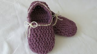 VERY EASY crochet womens chunky slippers tutorial for beginners
This step by step tutorial will show you how to crochet easy womens chunky slippers for beginners.
For a size small use a 5.5mm crochet hook
For a size medium use a 6mm crochet hook
For a size large use a 7mm crochet hook
For my slippers I used a 6mm crochet hook and 2 balls of Drops Lima yarn (DK weight) worked at the same time.
Follow me on Twitter: https://twitter.com/WWCrochet
Thank you very much for watching x VERY EASY crochet womens chunky slippers tutorial for beginners