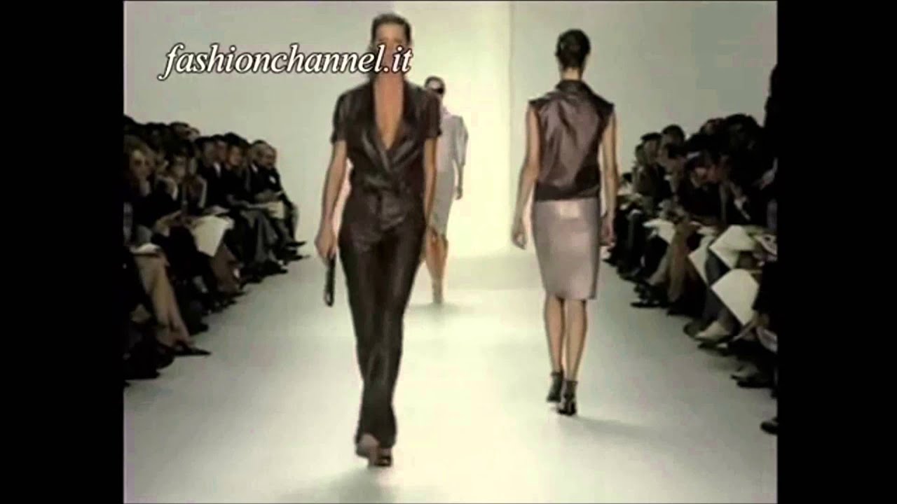 Gisele Bundchen Calvin Klein Spring Summer 2001 - YouTube