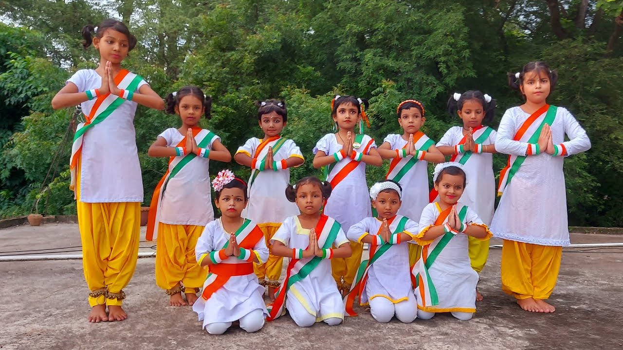 Desh Rangila |Fanaa | Independence Day Special Dance video - YouTube