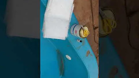 Como achar furo na piscina de fibra?