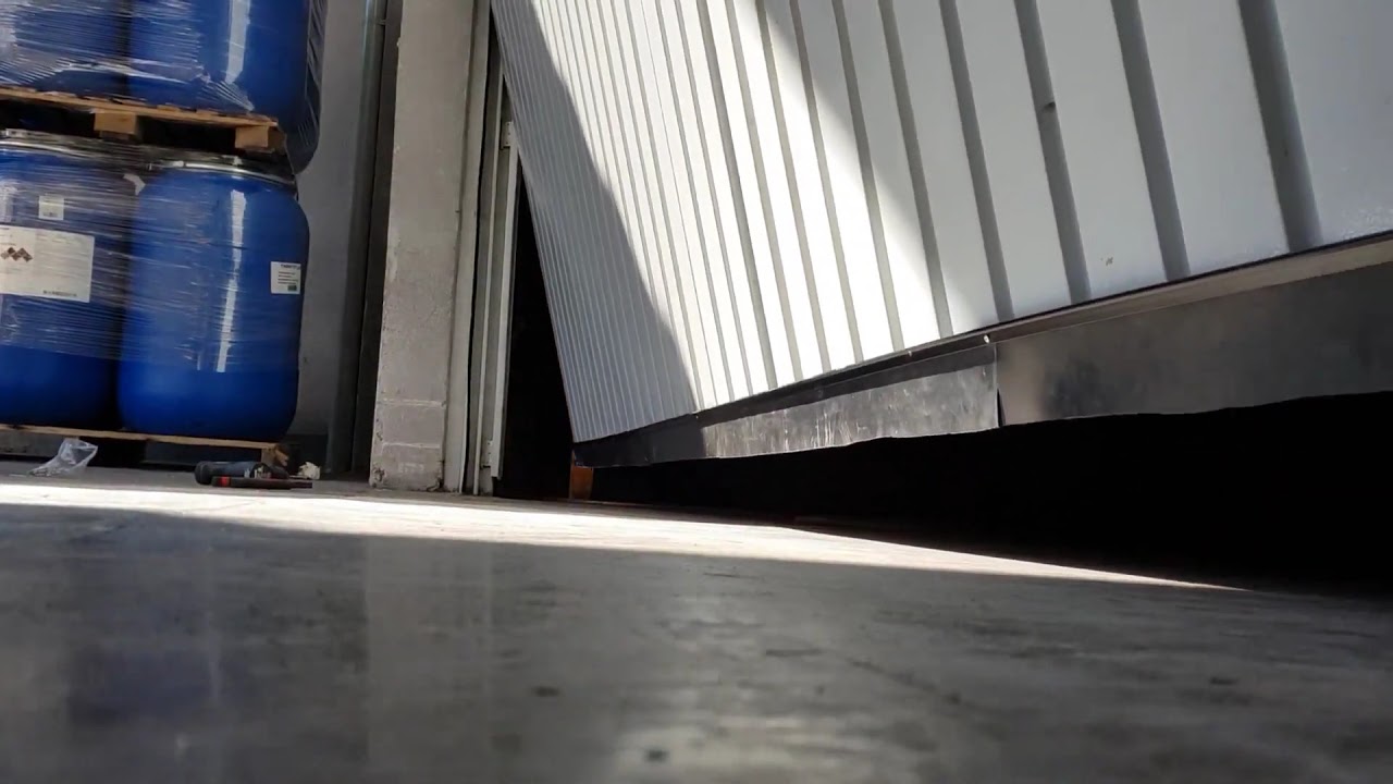 Vedação de porta para indústria