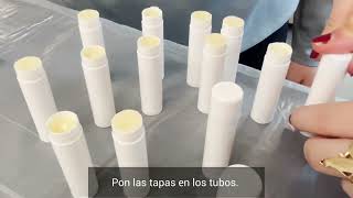 Hacer Bálsamo Labial ~ How to Make Lip Balm (Backyard Biology)