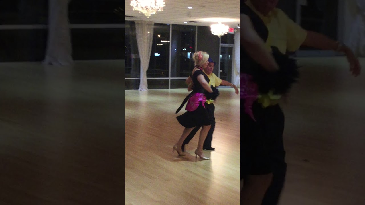 Keith and Sarah - Foxtrot - YouTube