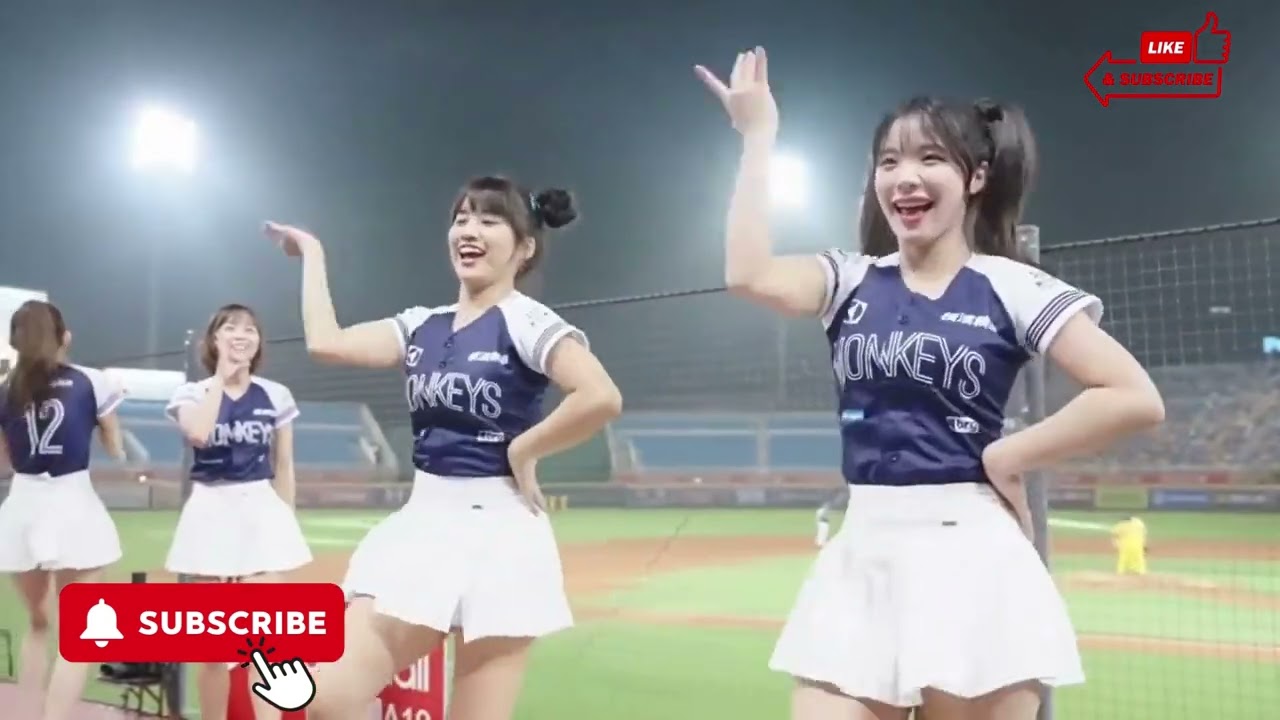 Lee Da Hye and the Rakuten Girls Cheerleader Team