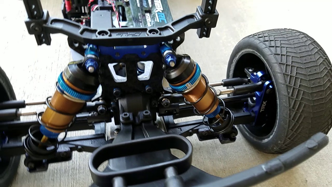 Collettori Volano Per Scarpe Team Associated RC8B3.1 (confezione Da 2) &ndash; ASC81371