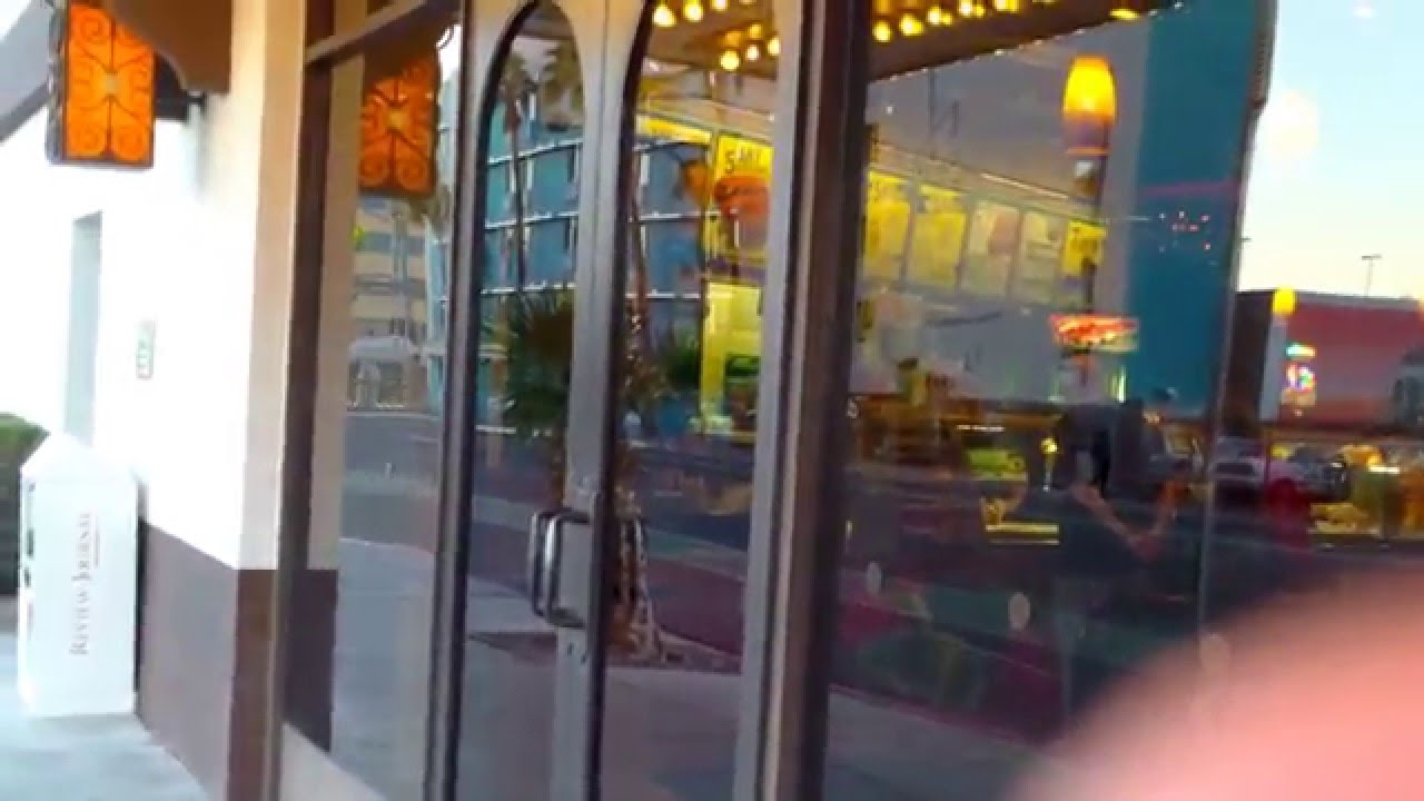 Tour of Fremont Street Downtown Vegas from top-buffet.com