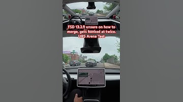 FSD 13.2.9 unsure on how to merge, gets honked at twice. UBS Arena Test #teslafsd #fsdbeta #fsd