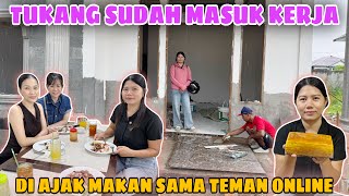 KERAMIK TERAS RUMAH KAMI MULAI DI PASANG, DI KASIH OLEH-OLEH DARI SURABAYA SAMA TEMAN ONLINE