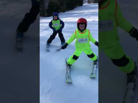 Video: Skijališta u SAD-u gdje djeca besplatno skijaju i snowboard