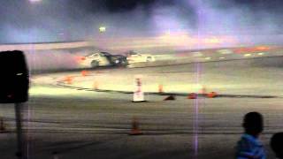Otto Graven vs Vaughn Gittin Jr.: Formula D Rd.3 Practice 2011