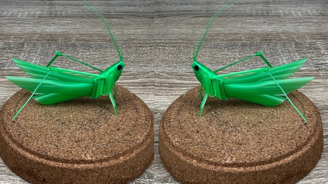 DIY Grasshopper From Plastic Straws. สานตั๊กแตน จากหลอดพลาสติก