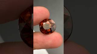 Download Lagu Malaia Garnet || #short #shortvideo #gemstone #quartz #shorts #stone MP3