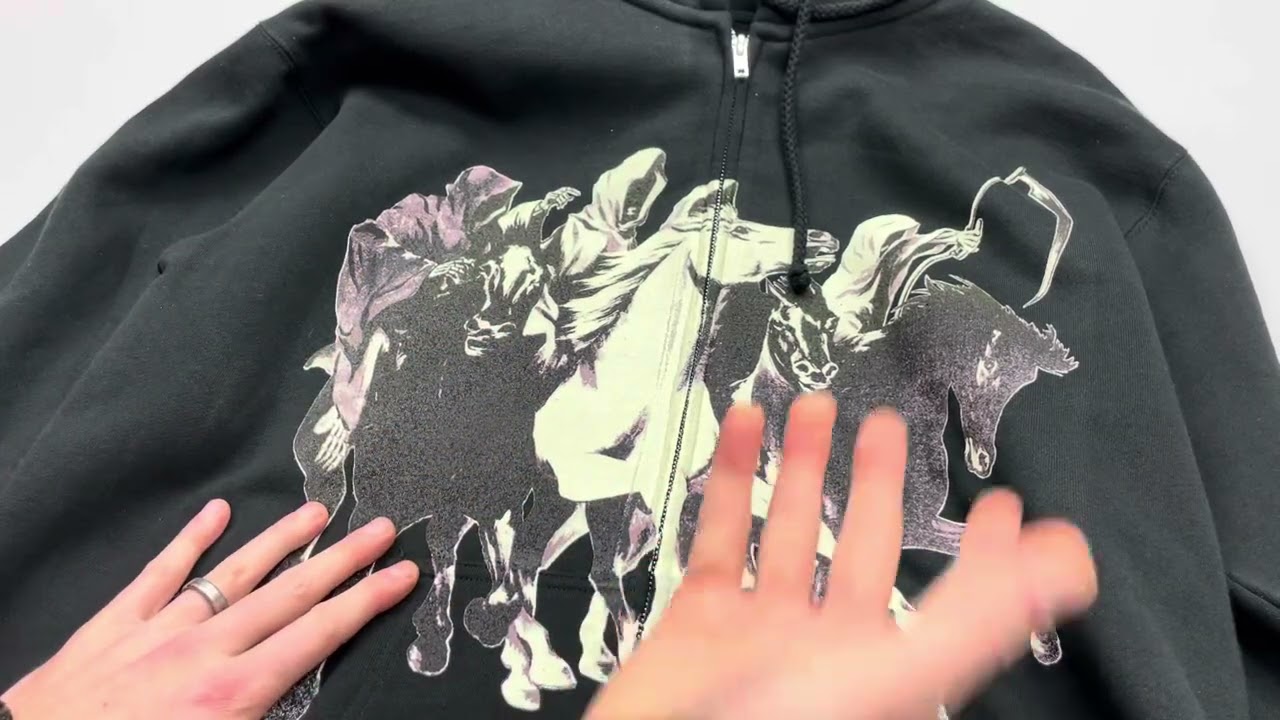 【COSYHARU】Crack Printing Over Hoodie maxresdefault.jpg?sqp=-