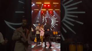 Aygün Kazımova Ilə Namiq Qaraçuxurlu Səhnədə Ifa Edərkən Maraqlı Hadisə Ilə Qarşılaşıblar