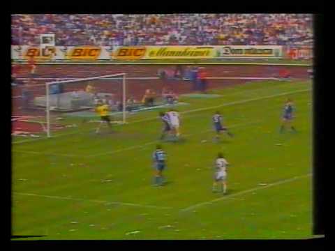 BL 82/83 - FC Schalke 04 vs. Hamburger SV 1/2