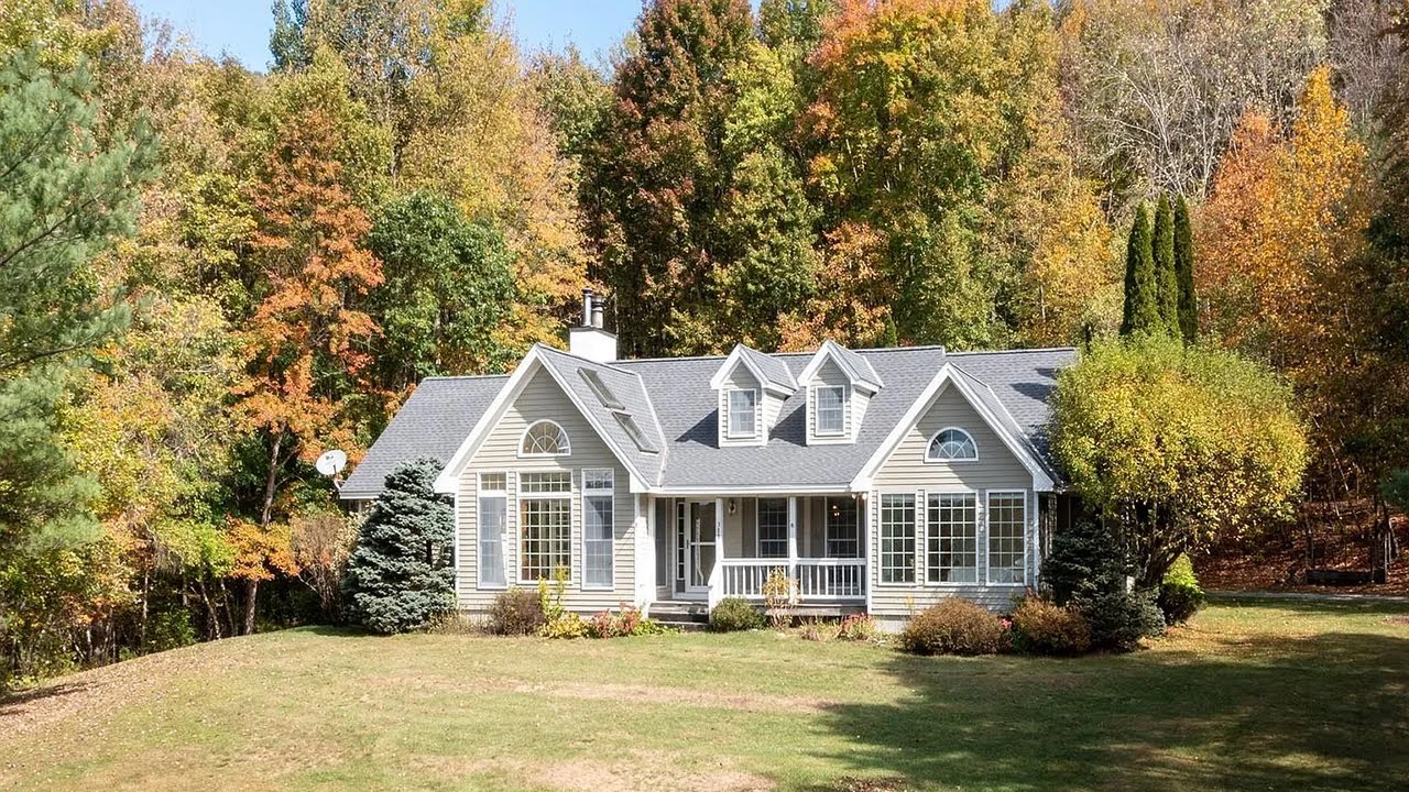 389 Wilcox Road, Arlington VT