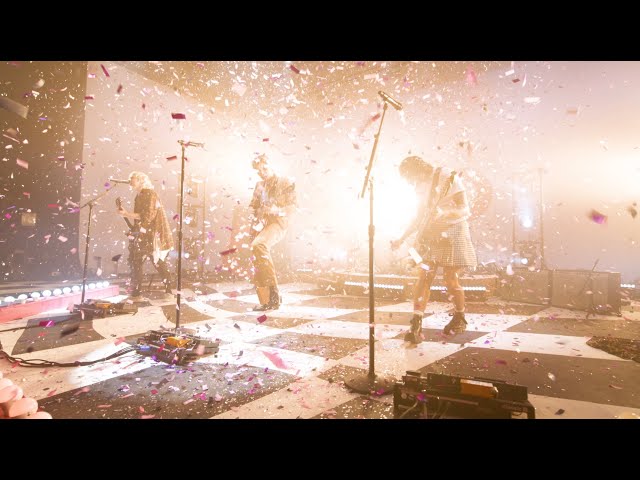 5 Seconds of Summer - 2011 (Official Live Performance) class=