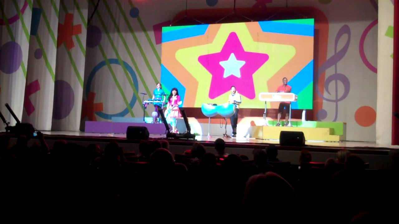 Fresh Beat Band Intro - Live (10.24.12)